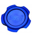 Öldeckel aus Aluminium mit STi Logo in Blau